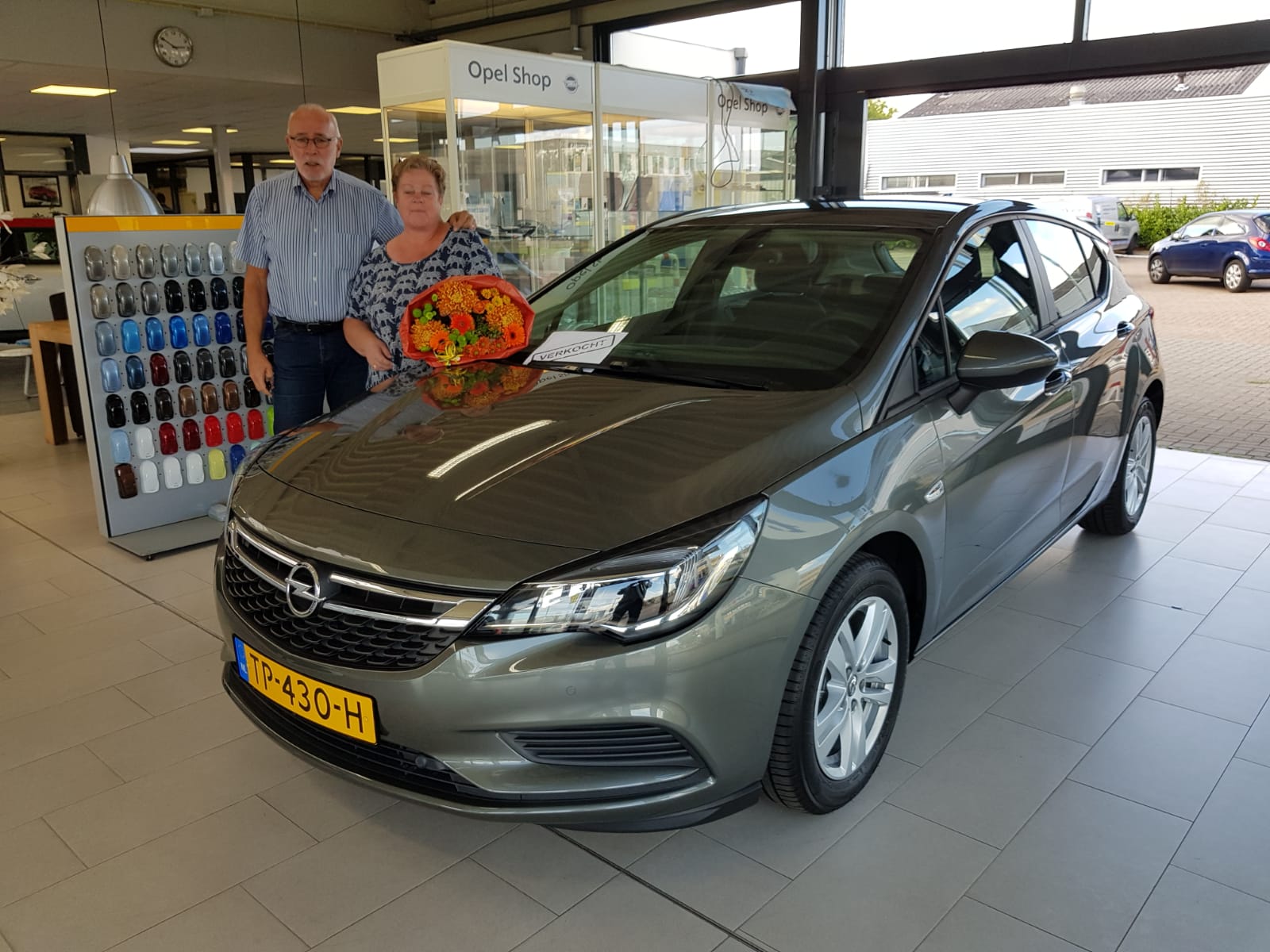 levering-opel-astra-autobedrijf-hofplein-vianen